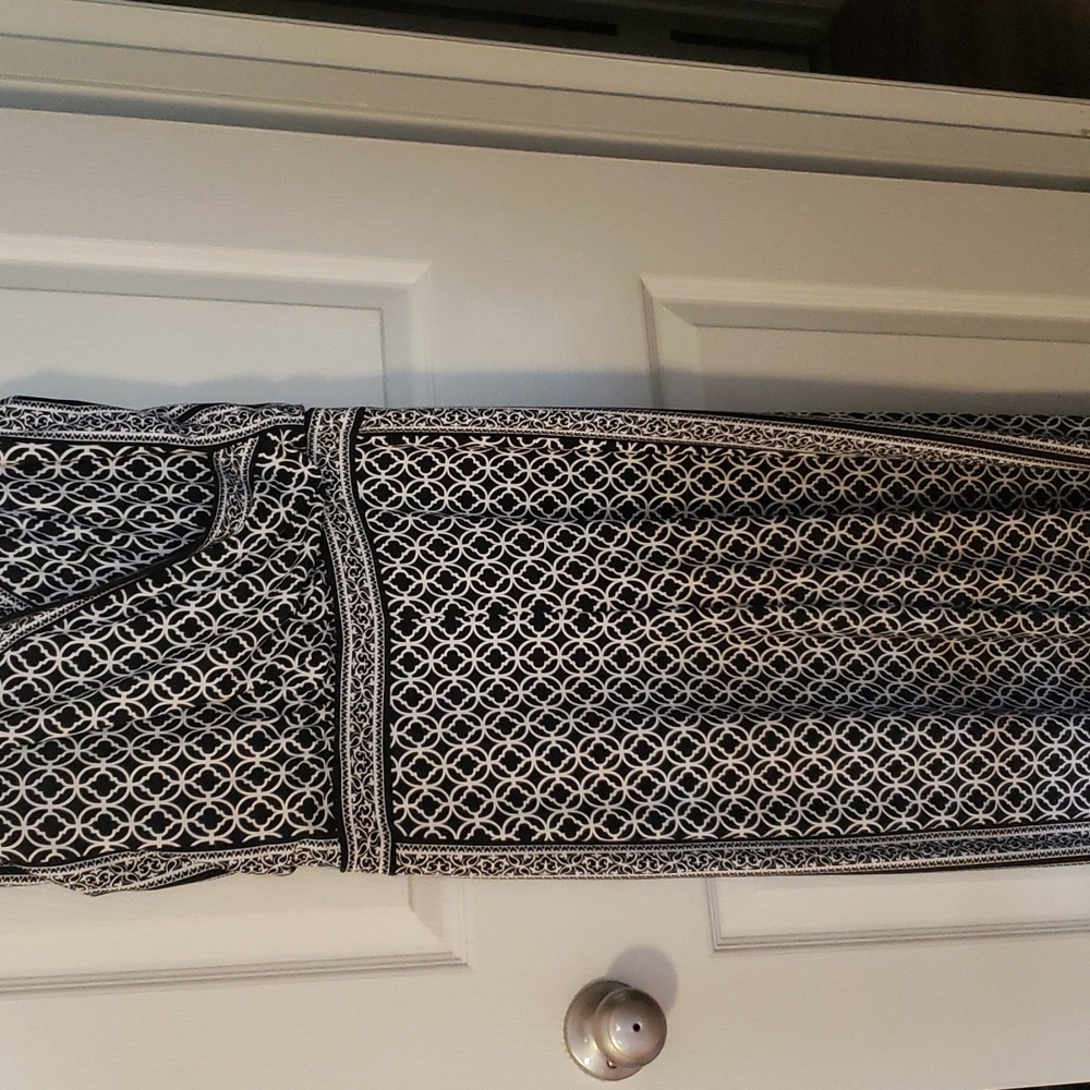 Jumpsuits size 4 White House Black Market